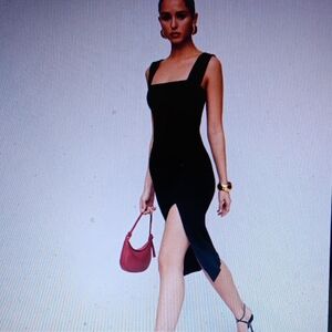 REFORMATION..CASSI DRESS..MEDIUM